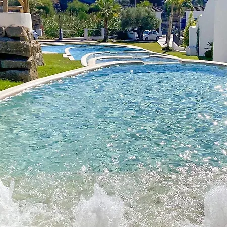 Charming-apt-sea-views-spa-101 *