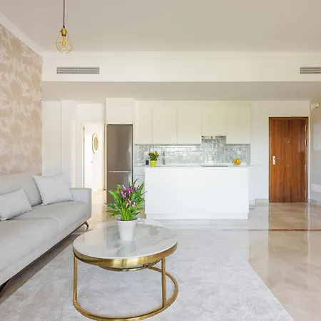 Charming-apt-sea-views-spa-101 Apartment *