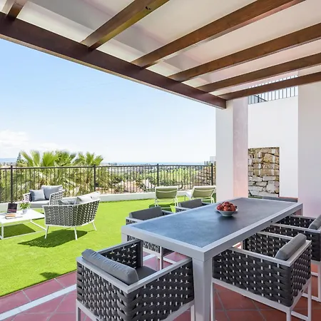 Apartment Charming-apt-sea-views-spa-101
